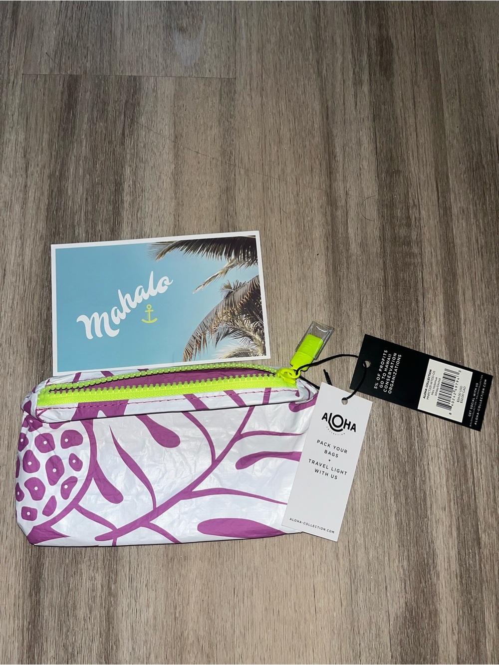 NWT ALOHA Collection Mini Pouch White Orchid